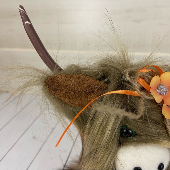 Highland Cow Coo Gnome Rust Brown Handmade Orange Flower Bow Farmhouse Decor - Picture 8 of 13